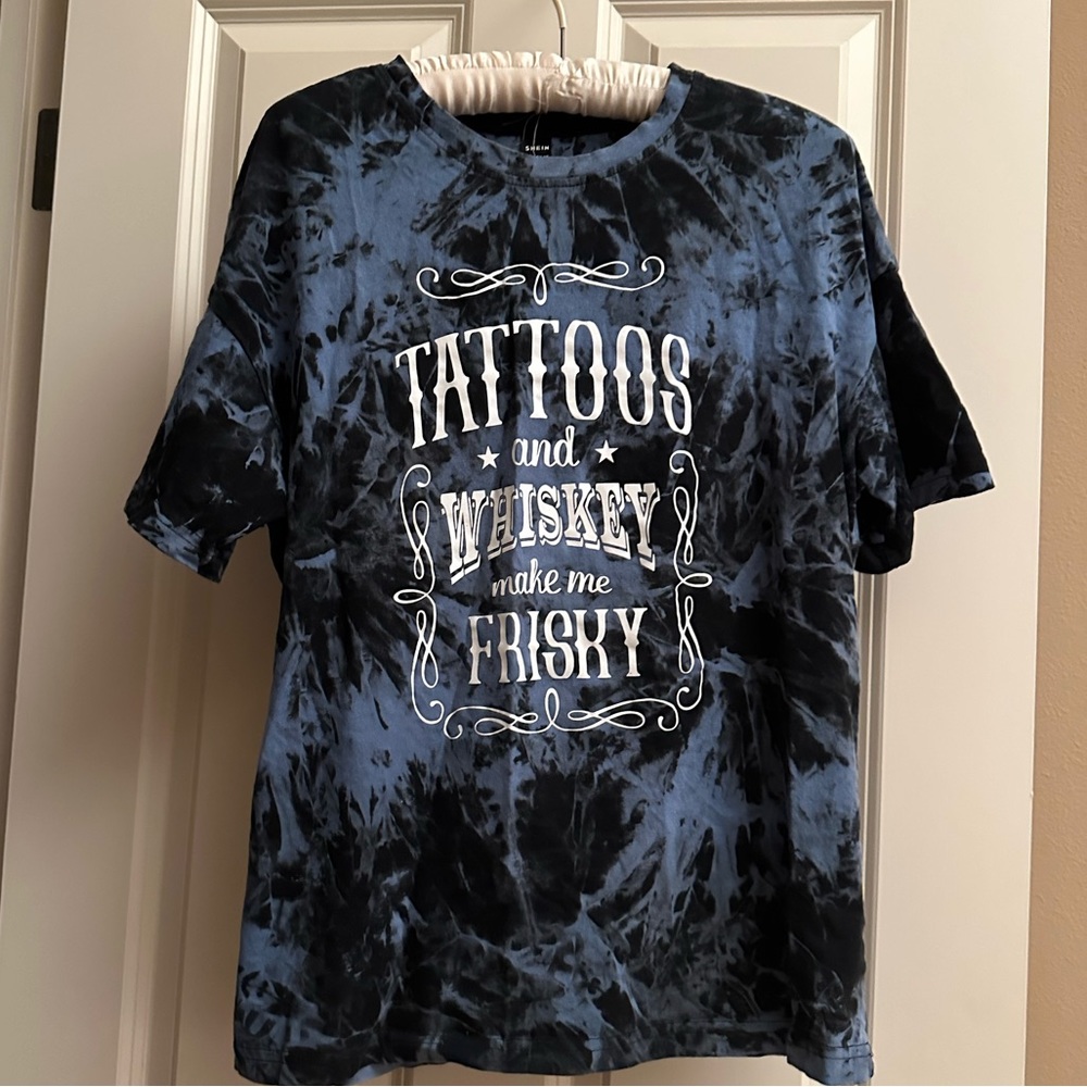 Graphic tee